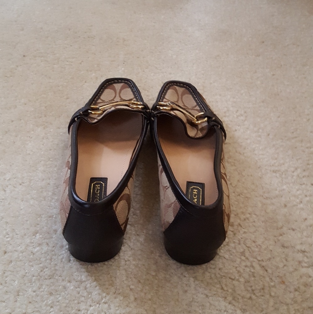 Loafer - Picture 3 of 5